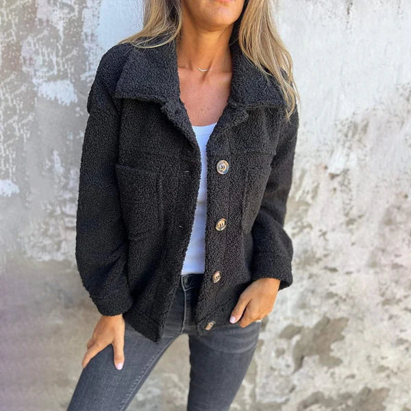 NICOLE | SHORT COZY JACKET